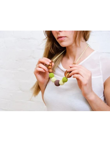 Collier d'allaitement Button Avocado...