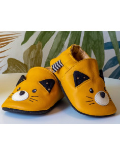 Chaussons cuir Moulin Roty...