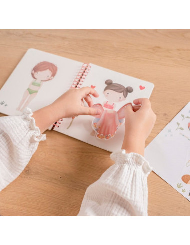 Livre Habille-moi - Rosa & Friends