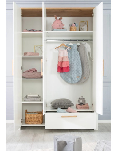 Chambre AVA - lit 70x140/ commode /...