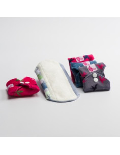 3 serviettes hyg. lavables...